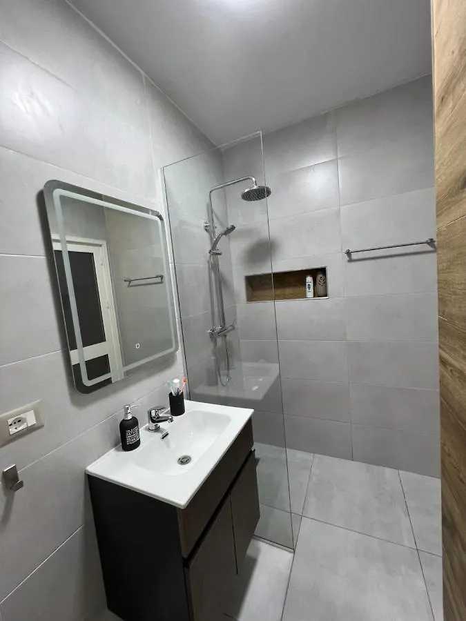 Relax Inn Golem 0*, Golem (Tirana)